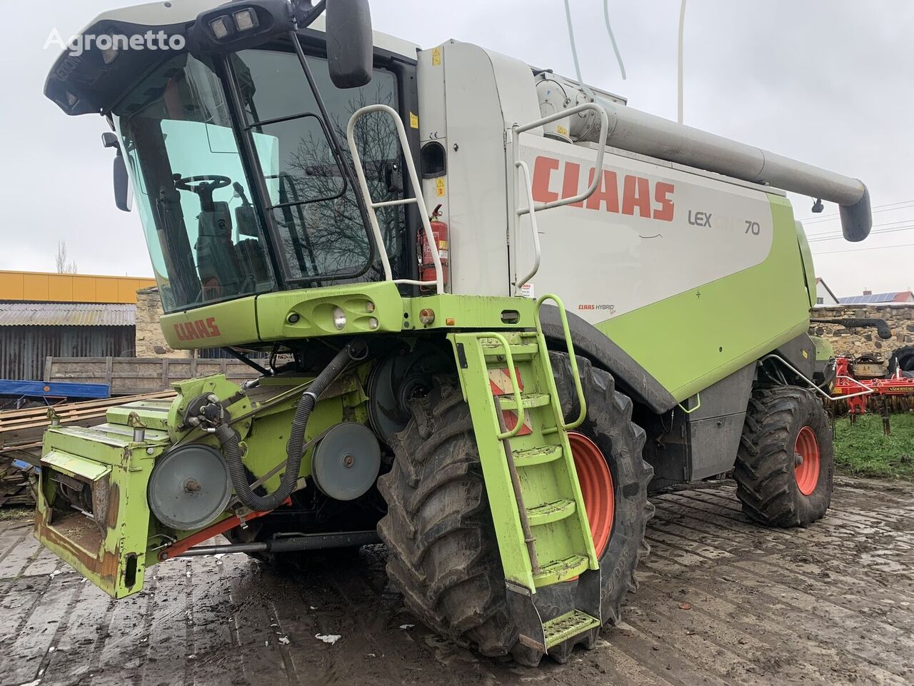 کمباین Claas Lexion 570